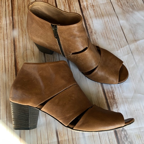 peep toe booties size 11